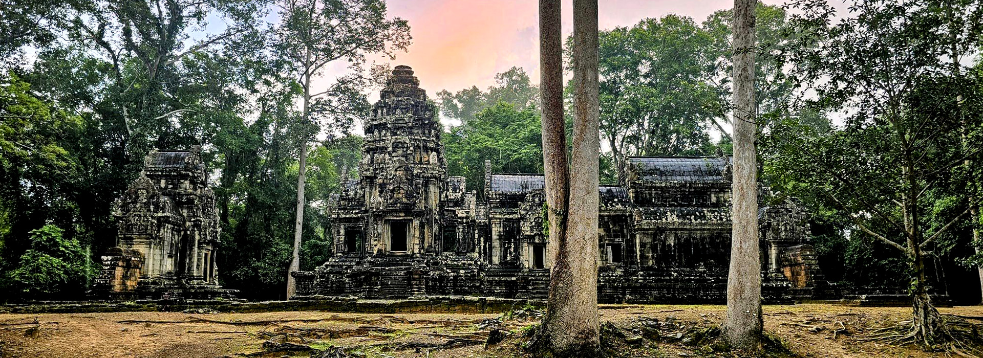 Thommanon Temple - Taxi In Cambodia
