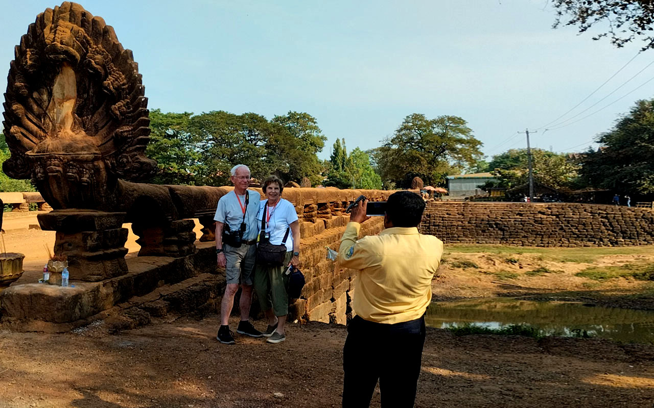 Naga Bridge - Taxi In Cambodia