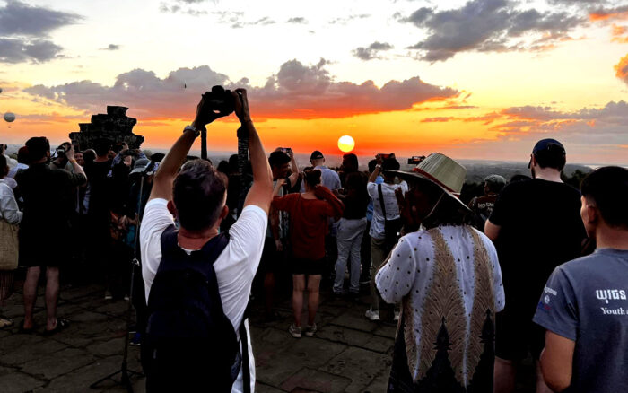 Sunset Phnom Bakheng